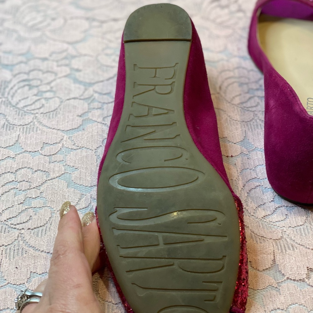 Franco Sarto open toed fuschia flats - Picture 5 of 6